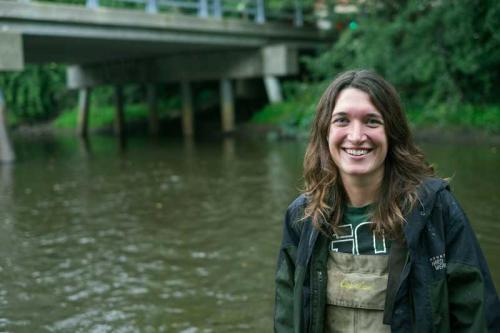 Elle Gulotty，密歇根州立大学渔业和野生动物专业研究生
